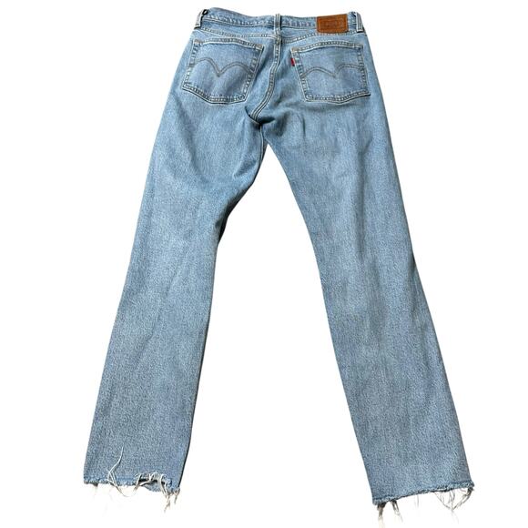 LEVIS Wedgie Icon Fit Ankle Jeans Women's Size 26 Frayed Edges Button Fly - Picture 2 of 8
